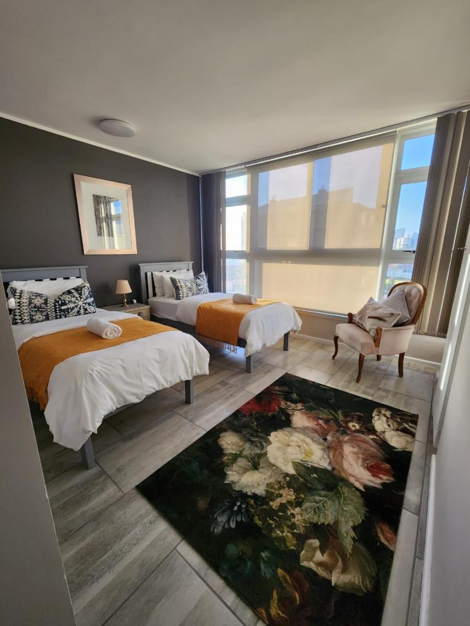 Ashley On Beach Strand Room photo